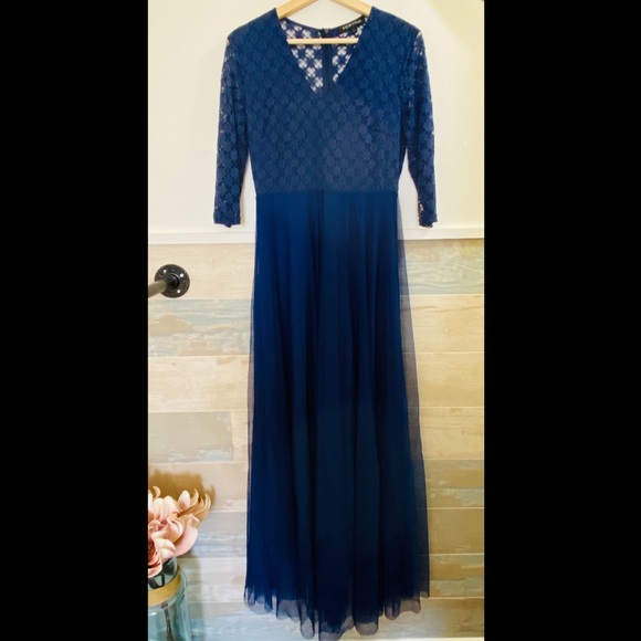 Fortric Maxi Dress - Picture 4 of 8